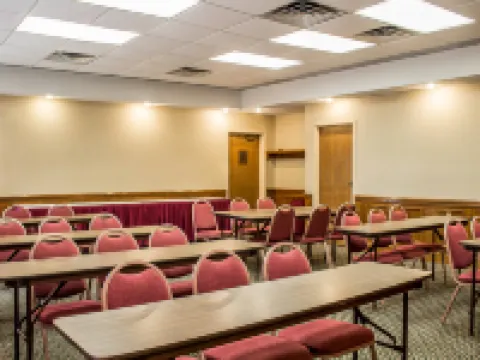 Comfort Inn Splash Harbor Hotels in Bellville