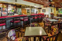Beachside Hotel & Suites - bar