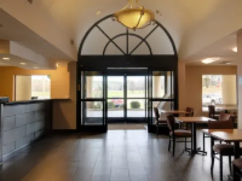 Quality Inn & Suites Malvern Hotels in Malvern