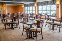 Norwood Inn & Suites North Conference Center