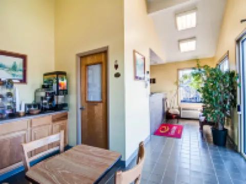 Econo Lodge Marion I-81 Hotels in Smyth County