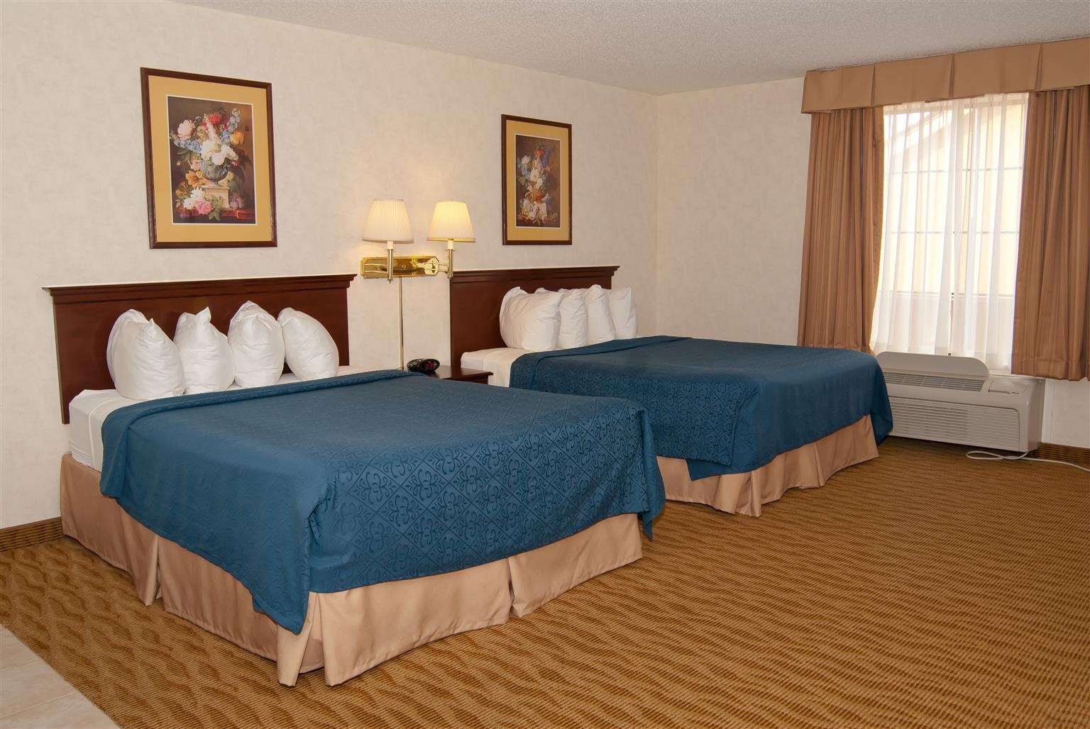 Countryside Inn and Suites