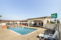 Quality Inn Marble Falls - Pools