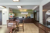 Sleep Inn Kansas City International Airport Hotels in Waldron Township