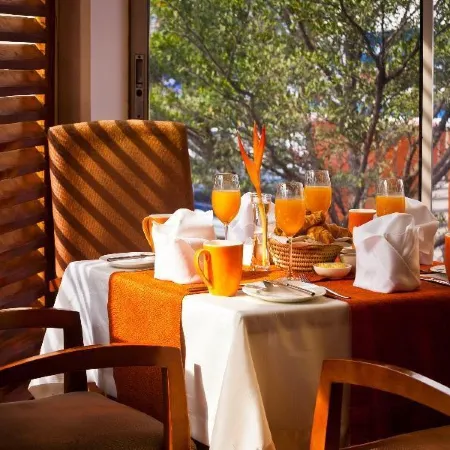 Four Points by Sheraton Dar es Salaam New Africa Отели в г. Дар-эс-Салам