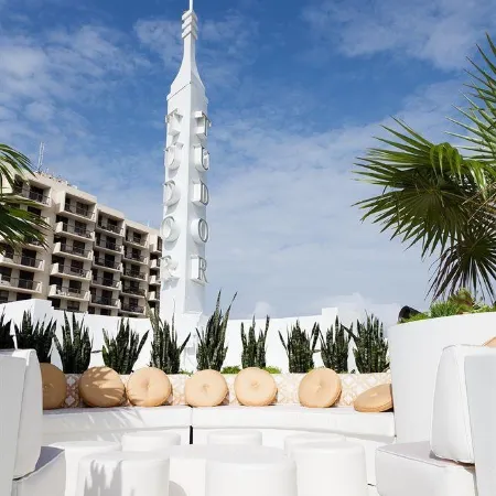 Dream South Beach by Hyatt