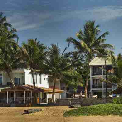 Ranmal Beach Hotel Hotel Exterior