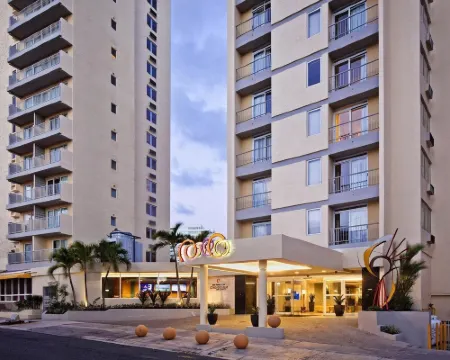 Condado Palm Inn San Juan, Tapestry Collection by Hilton コンダドのホテル