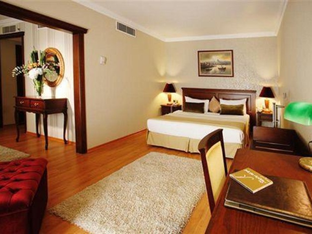 LaresPark Hotel Taksim (Occidental Taksim)