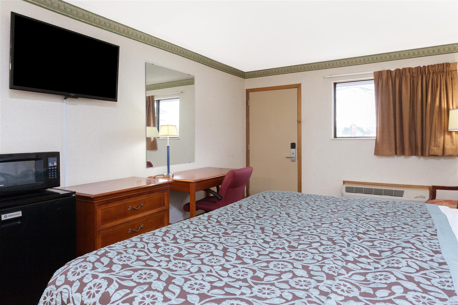 Days Inn by Wyndham Maumee/Toledo