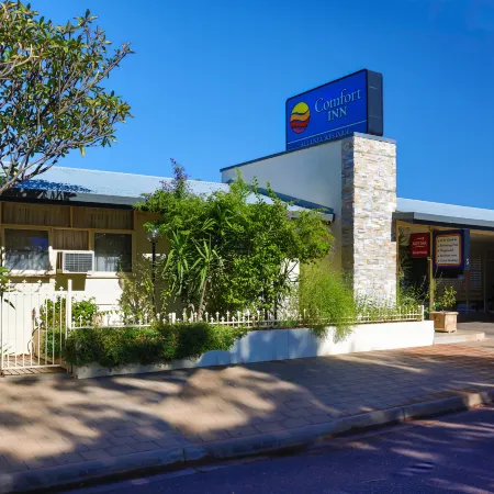Comfort Inn & Suites Augusta Westside