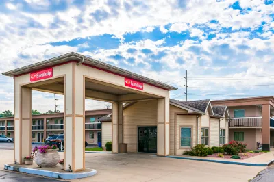 Econo Lodge Vincennes Hotels in Vincennes