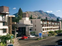 Novotel Queenstown Lakeside Hotels near William Gilbert Rees Statue