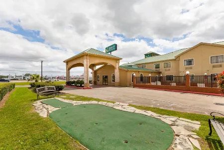 Quality Inn & Suites