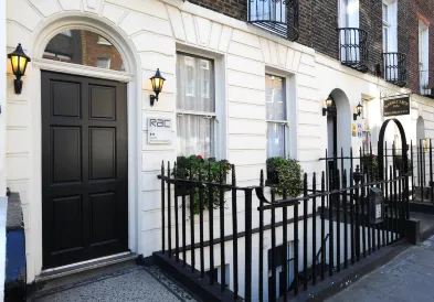 Marble Arch Inn