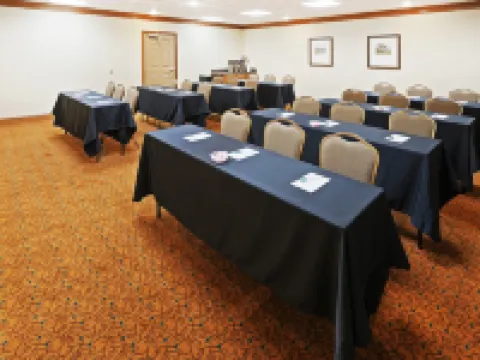 La Quinta Inn & Suites by Wyndham Tyler South Hotels in Tyler