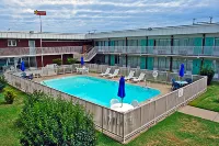 Econo Lodge Paducah West I-24