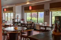 The Broughton Hotel by Greene King Inns Hotels in Moulsoe