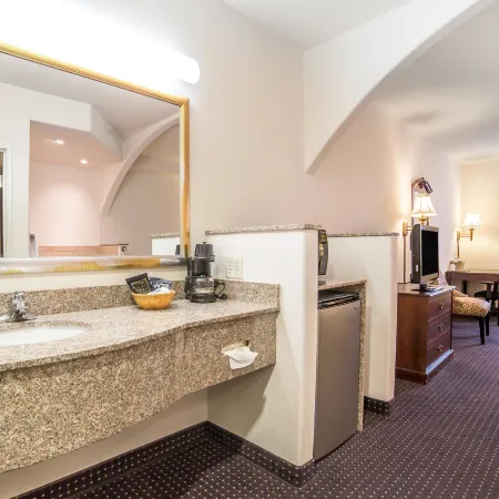 Comfort Inn and Suites