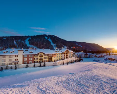 Residences at the Sun Peaks Grand Hotels in Sun Peaks