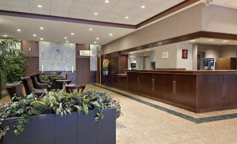 Ramada Plaza by Wyndham Calgary Downtown