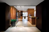 Shangri-La Toronto Hotels in Toronto