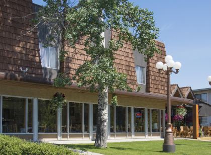 Maligne Lodge