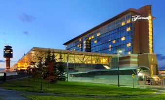 Fairmont Vancouver Airport in-Terminal Hotel