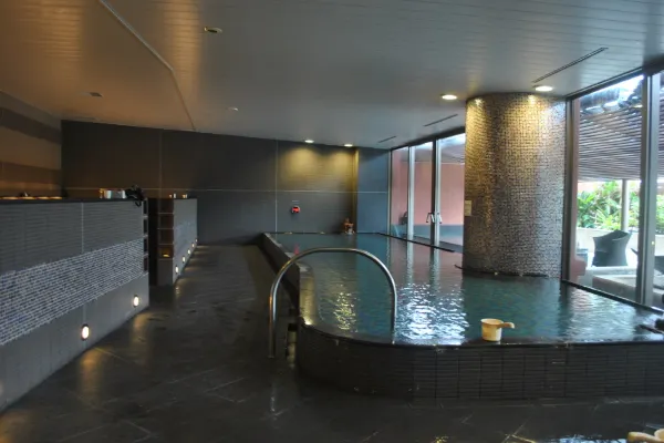 沖繩溫泉, 那霸遙索爾水療中心酒店