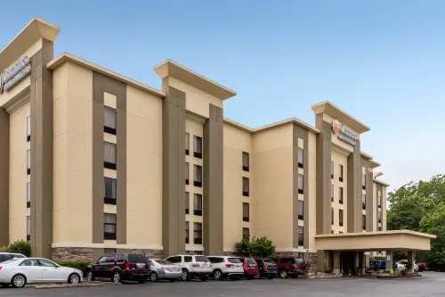 Comfort Inn & Suites Airport Hotels in Little Rock