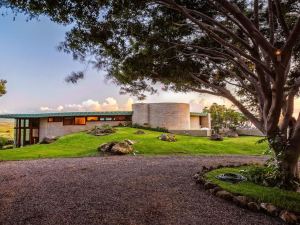 Frank Lloyd Wright Home by South Kohala Management