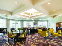 La Quinta Inn & Suites by Wyndham Fort Worth City View Hotels in Benbrook