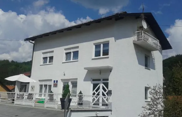 克拉斯託里斯卡爾塔比巴公寓