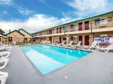 Quality Inn & Suites Minden