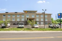 Comfort Inn Hotels near Wheeling Island Stadium