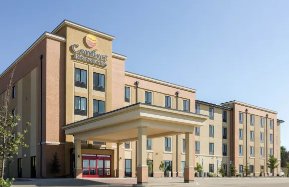 沃特福德市舒適酒店