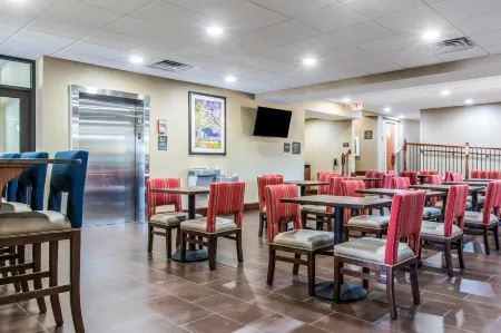 Comfort Inn & Suites Macon West