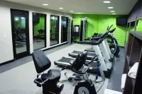 La Quinta Inn & Suites by Wyndham Covington - Kuntosalit