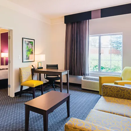 La Quinta Inn & Suites by Wyndham Denver Airport Dia