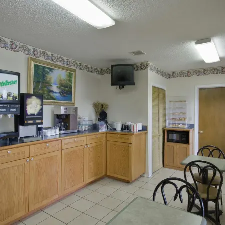 Walnut Inn - Checotah