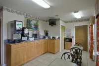 Walnut Inn - Checotah - parking