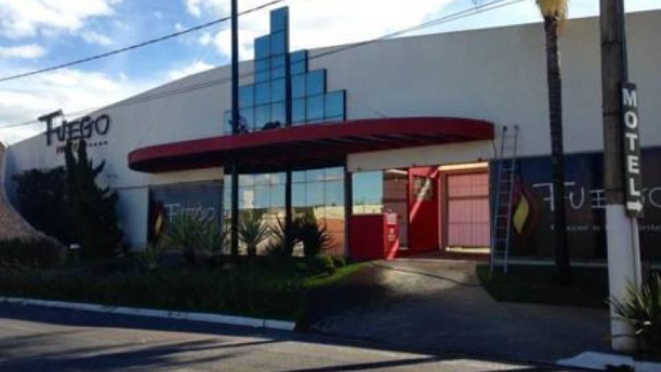 Motel Fuego (Adults Only)