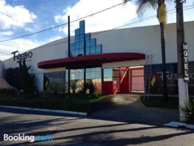 Motel Fuego (Adults Only)