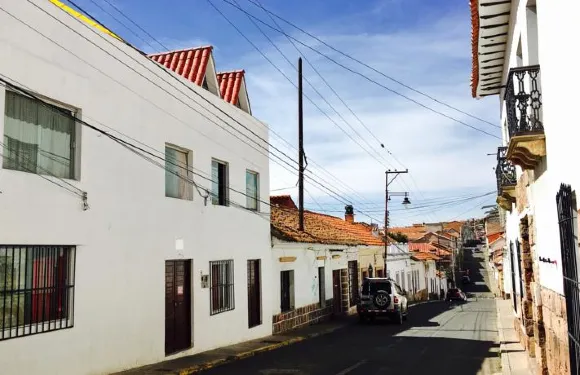 西班牙朋友旅館