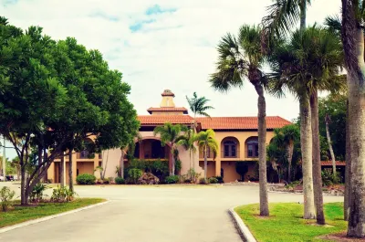 Port of the Islands Everglades Adventure Resort Hotel di Collier County