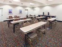 La Quinta Inn & Suites by Wyndham Pearsall Hotels in Frio County
