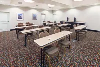 La Quinta Inn & Suites by Wyndham Pearsall
