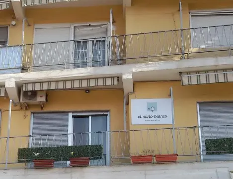 Apartamento El Mirlo Blanco - Housity