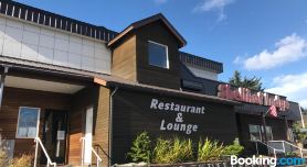 Shelikof Lodge