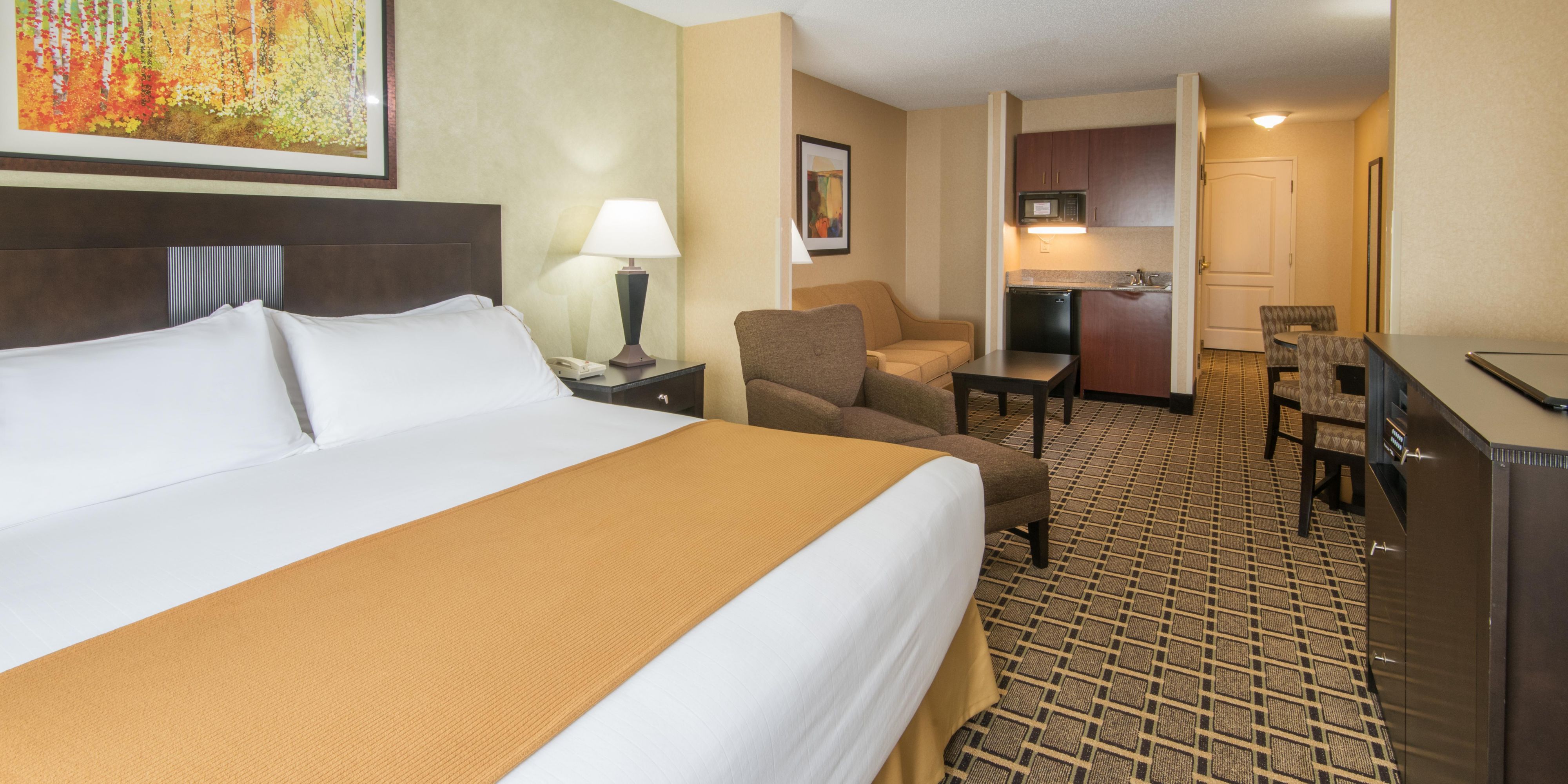 Holiday Inn Express & Suites Sharon-Hermitage, an Ihg Hotel